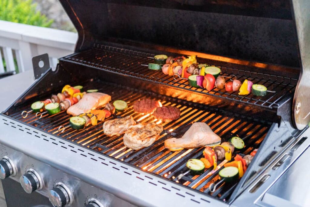outdoor gas grill